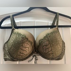 Victoria’s Secret Very Sexy Push Up Bra